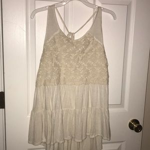 Flowy tank